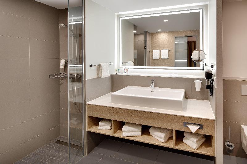 Holiday Inn Dusseldorf City Toulouser All - Oda