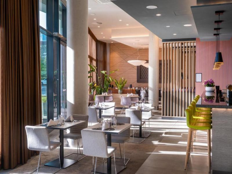 Holiday Inn Frankfurt Airport - Bar