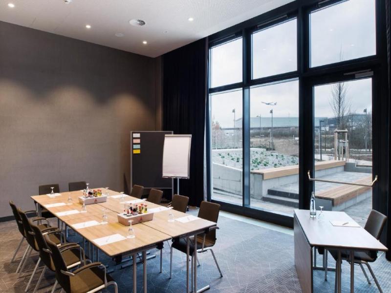 Holiday Inn Frankfurt Airport - Toplantı