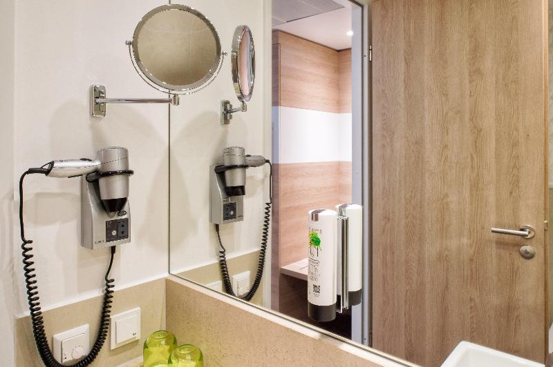 Holiday Inn Frankfurt Airport - Oda