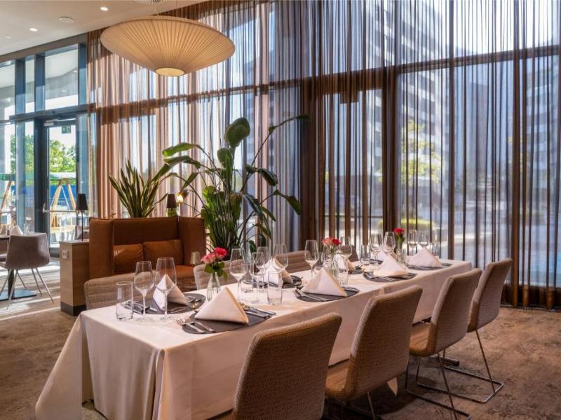 Holiday Inn Frankfurt Airport - Restoran