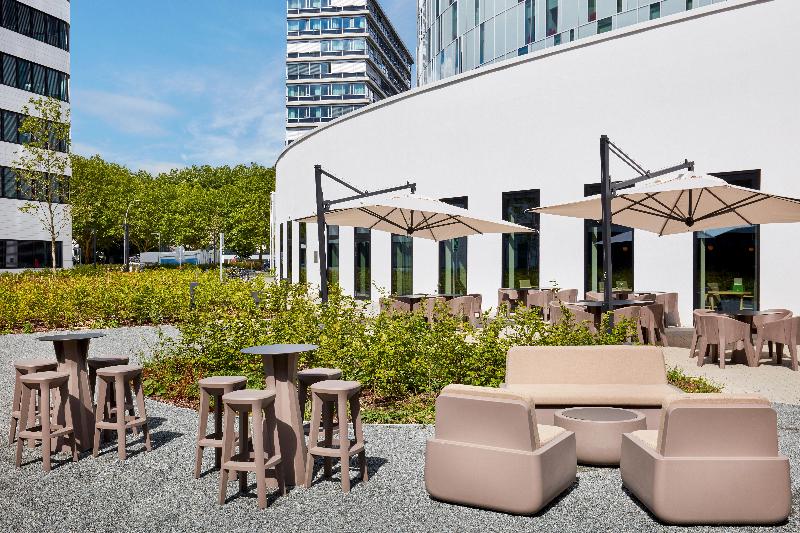Holiday Inn Hamburg City Nord - Genel