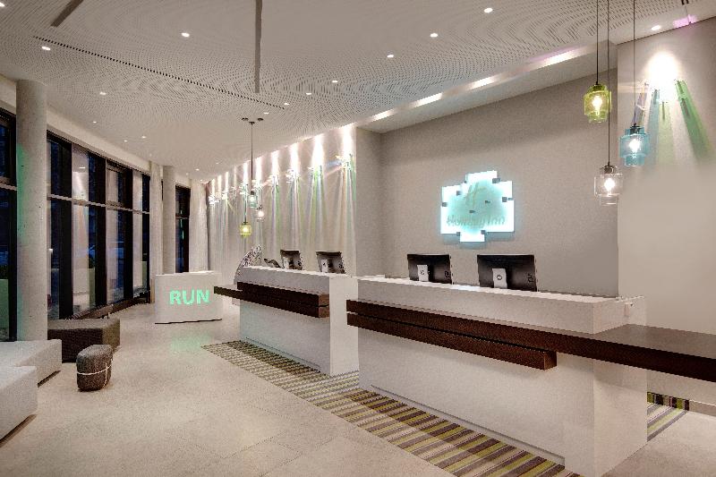 Holiday Inn Hamburg City Nord - Genel