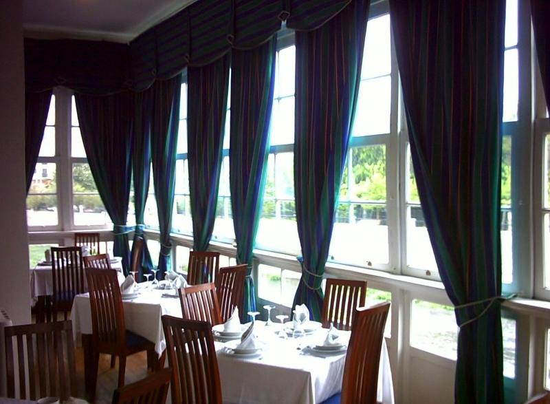 Balneario De Acuna - Restoran