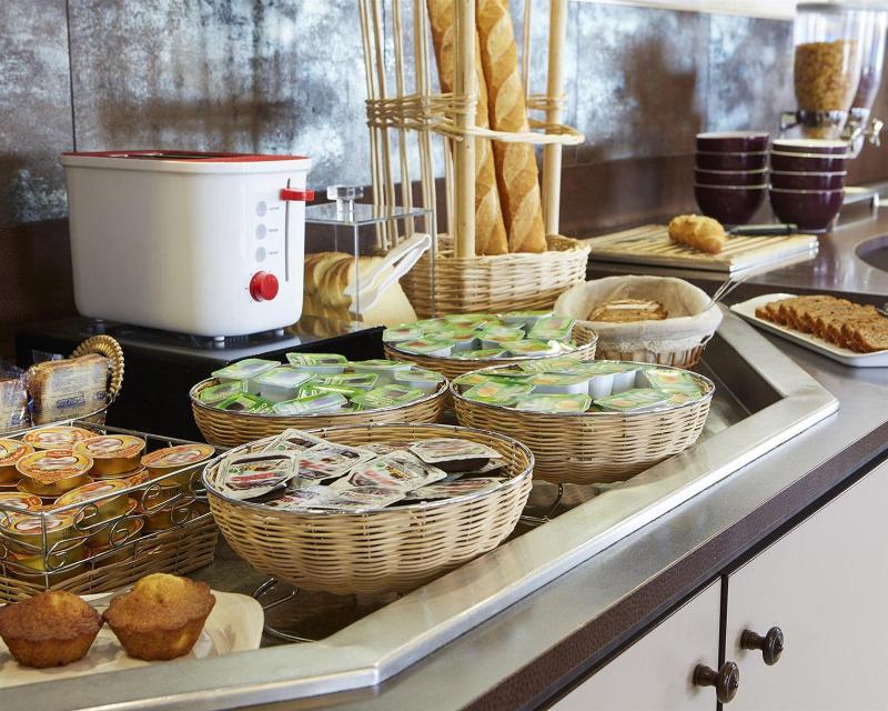 Comfort Hotel Albi - Genel