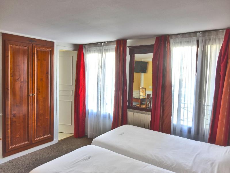 Hotel Touring - Oda