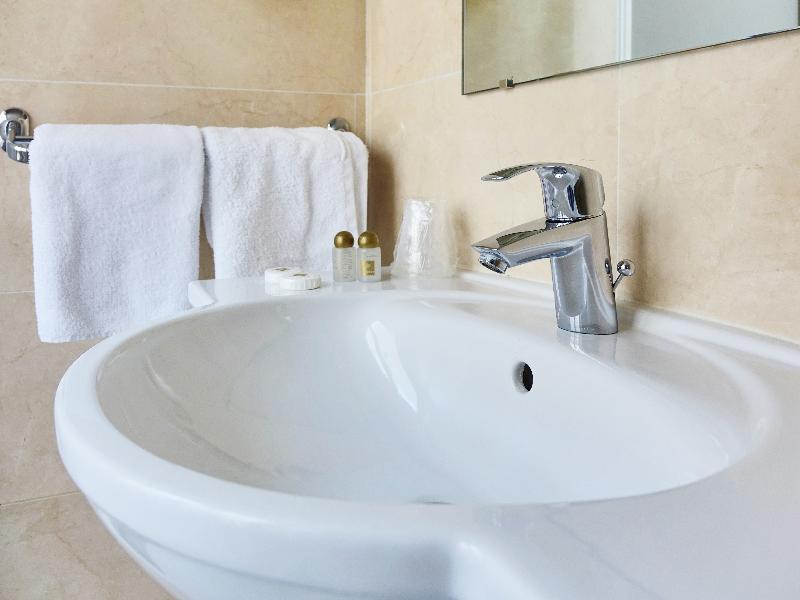 Hotel Touring - Oda