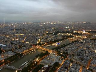 Yooma Urban Lodge Tour Eiffel otel fotoğrafı