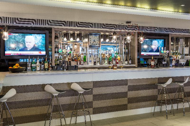 Holiday Inn London Watford Junction - Bar