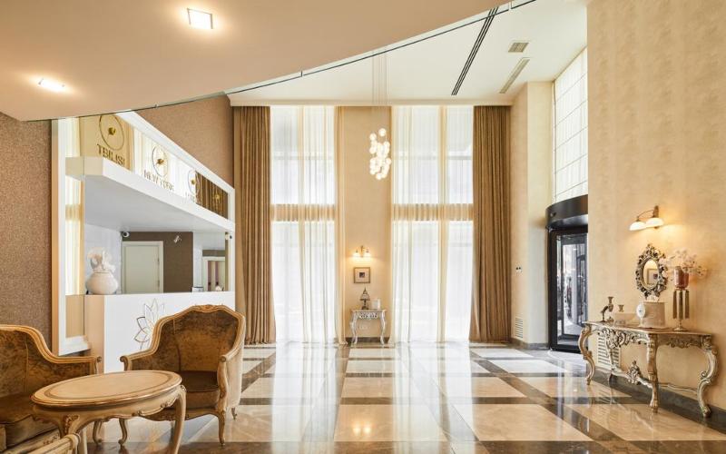 Gallery Palace Hotel - Lobi