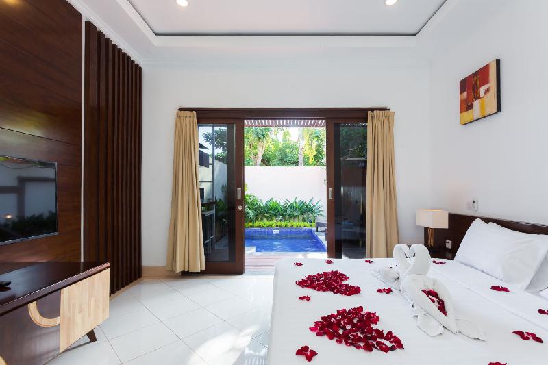 Paisa Villa Seminyak - Oda