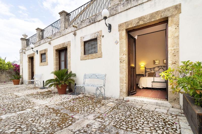 Relais Villa Favorita Noto - Oda