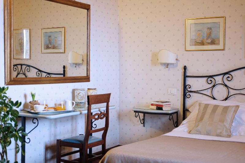 Relais Villa Favorita Noto - Oda