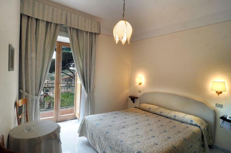 Hotel Toro - Oda