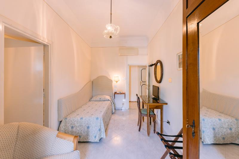 Hotel Toro - Oda
