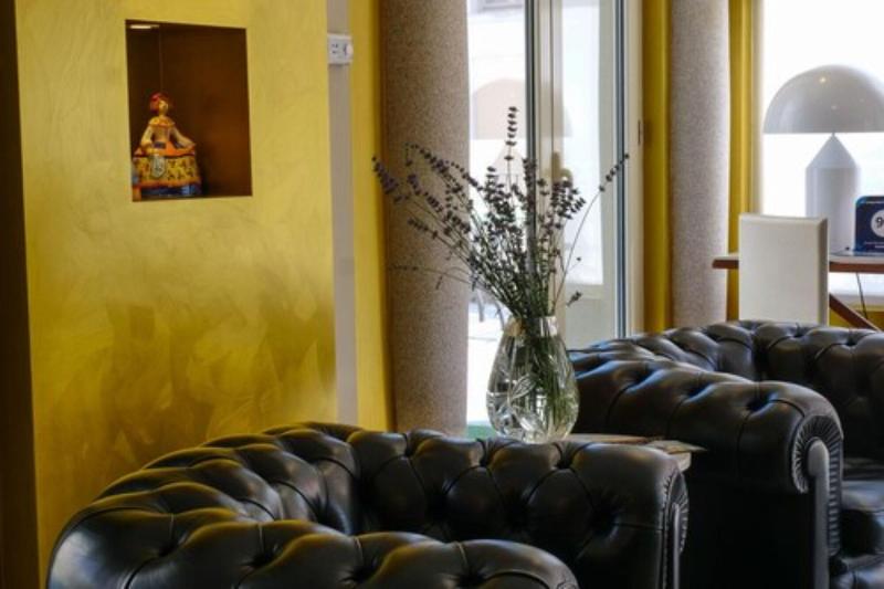Al Campanile Aparthotel & Suite - Lobi