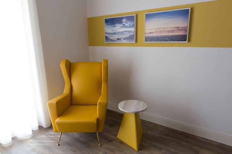 Al Campanile Aparthotel & Suite - Oda