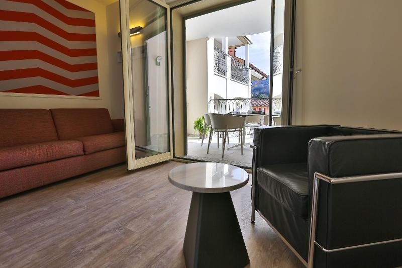 Al Campanile Aparthotel & Suite - Oda