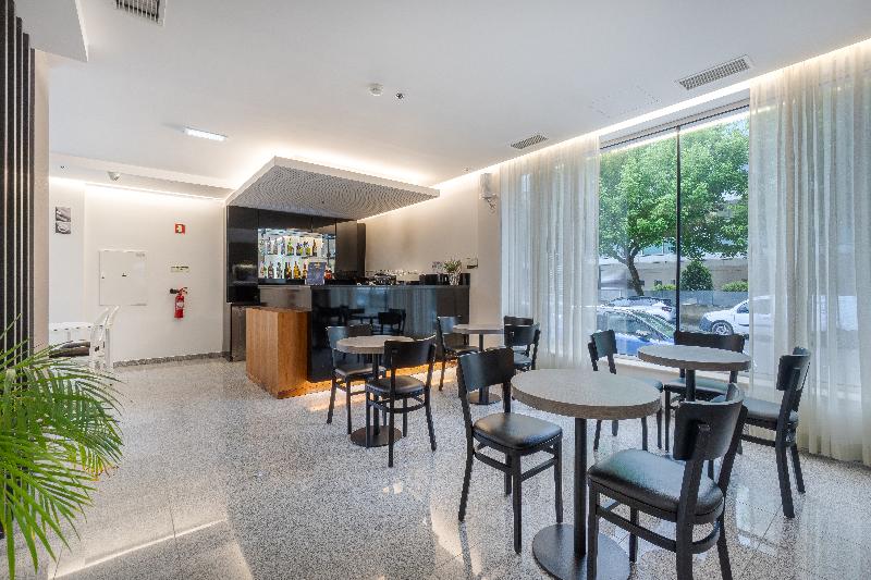 Hotel Azinheira by RIDAN Hotels - Bar