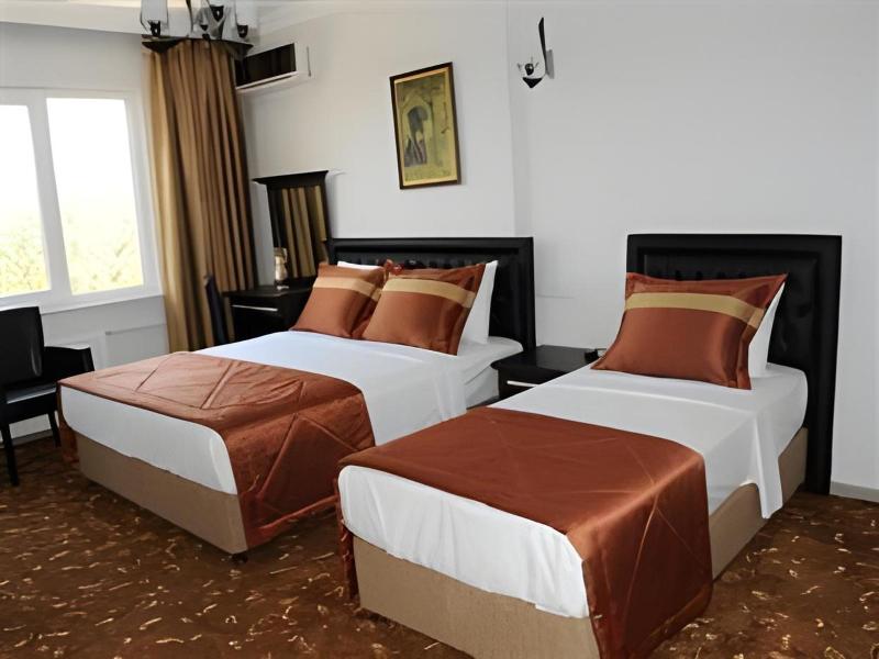 Kuk Hotel - Oda