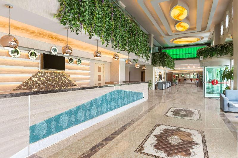 Ramada By Wyndham Usak - Lobi