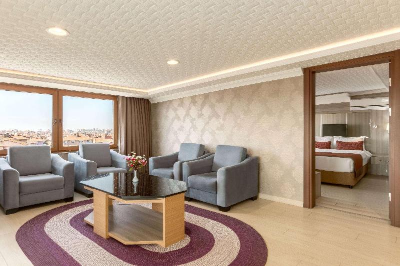 Ramada By Wyndham Usak - Oda