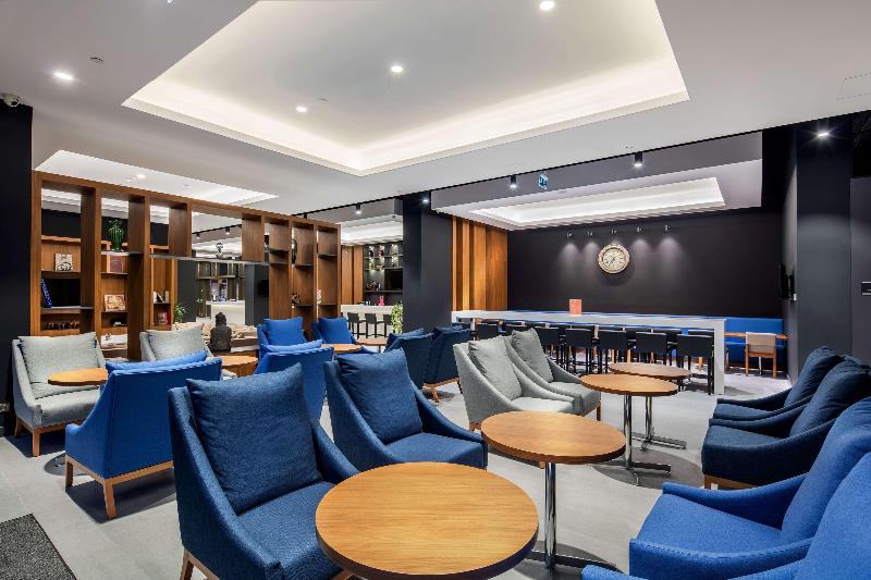 Hampton By Hilton Izmir Aliaga - Lobi
