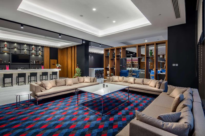 Hampton By Hilton Izmir Aliaga - Lobi