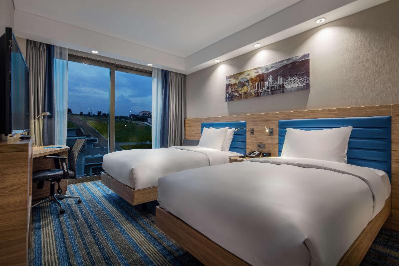 Hampton By Hilton Izmir Aliaga - Oda