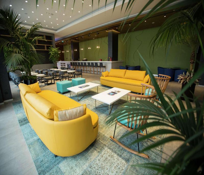 Hampton By Hilton Bolu - Lobi