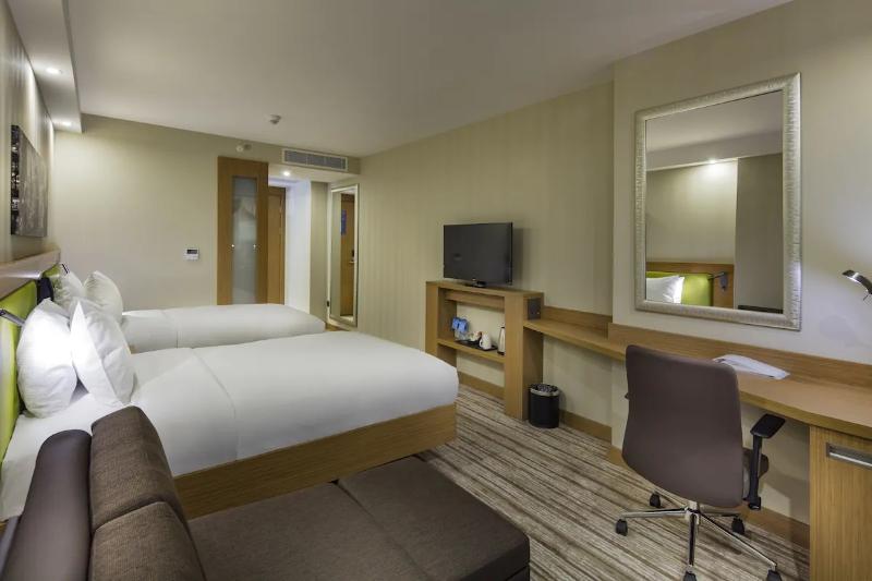 Hampton By Hilton Istanbul Atakoy - Oda