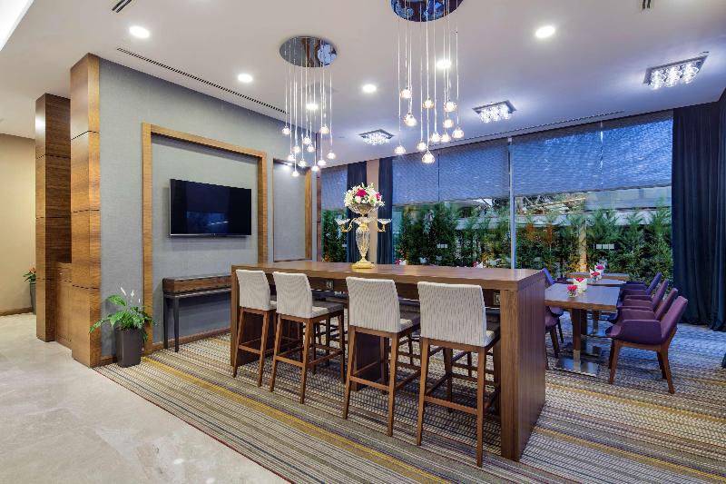 Hampton By Hilton Istanbul Atakoy - Restoran