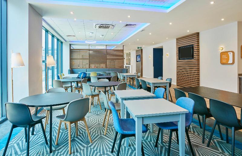 Holiday Inn Express Grimsby - Lobi