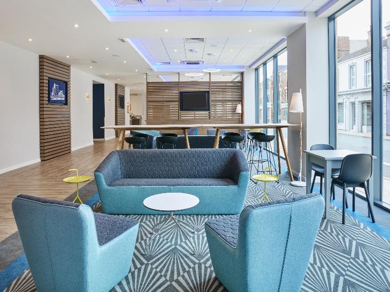Holiday Inn Express Grimsby - Lobi