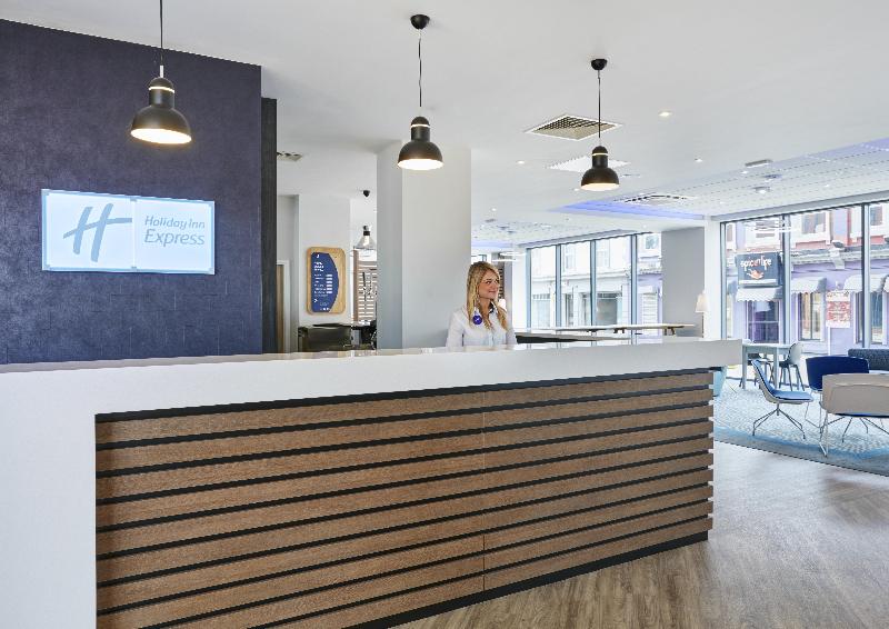 Holiday Inn Express Grimsby - Genel