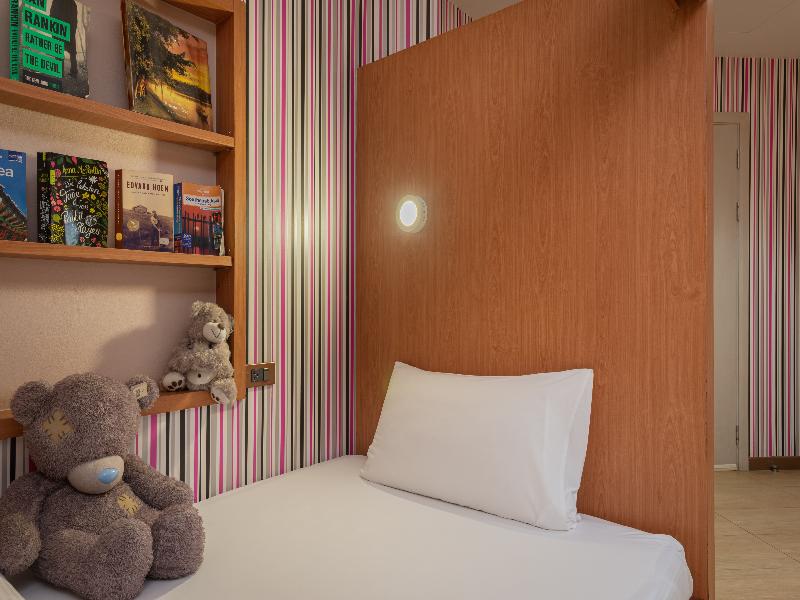 U Tiny Boutique Suvarnabhumi Airport Hotel - Oda