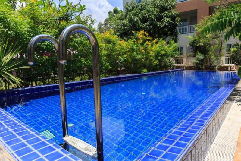 U Tiny Boutique Suvarnabhumi Airport Hotel - Havuz