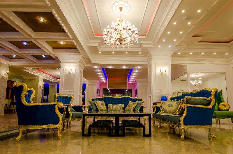 Phoenicia Royal - Lobi