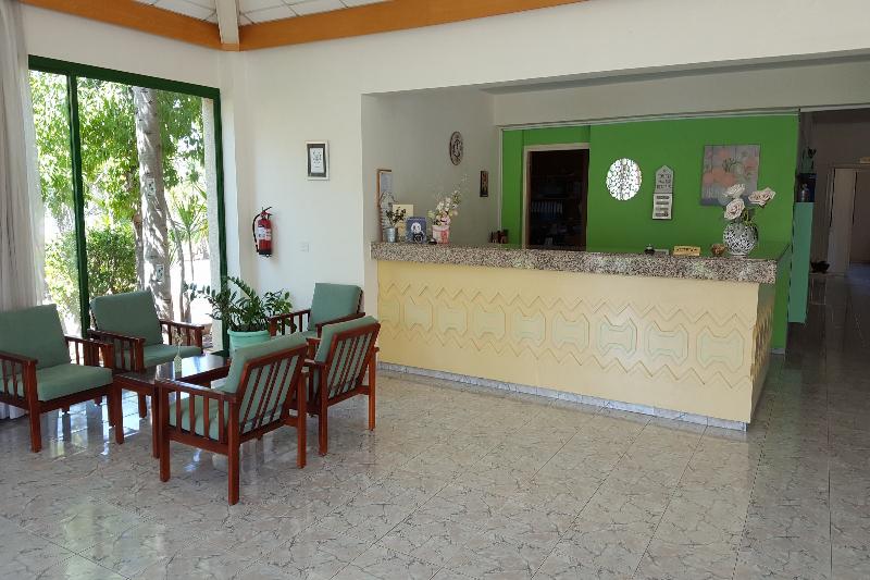 Mandalena Hotel Apts - Lobi