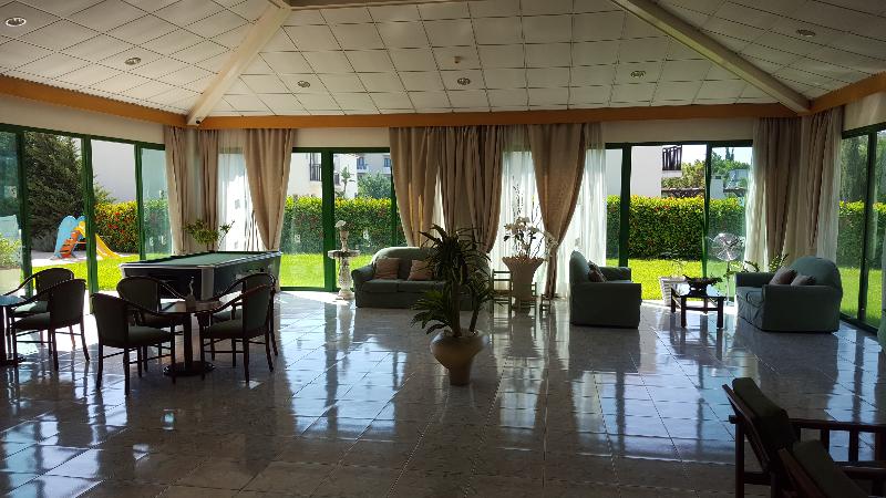 Mandalena Hotel Apts - Lobi