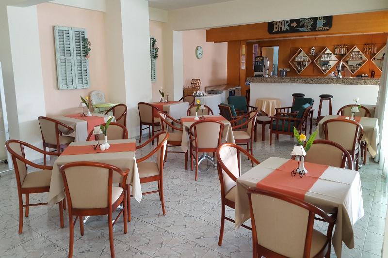 Mandalena Hotel Apts - Restoran