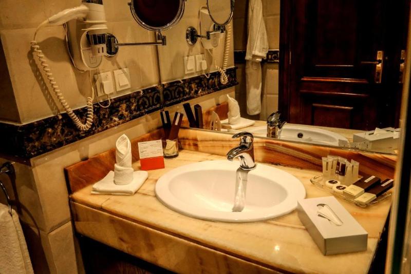 Dyar Al Hamra Hotel - Oda
