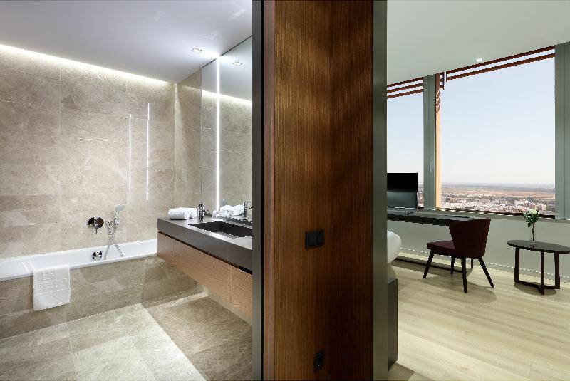 Eurostars Torre Sevilla - Oda