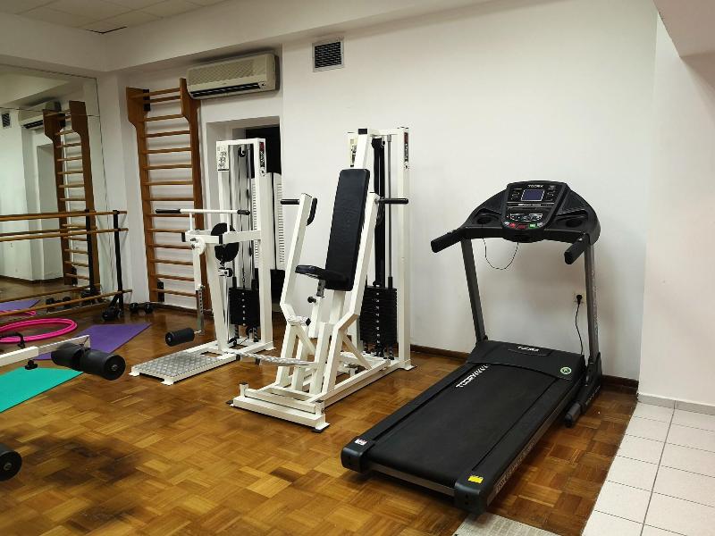 Elmi Suites Beach Hotel - Aktivite