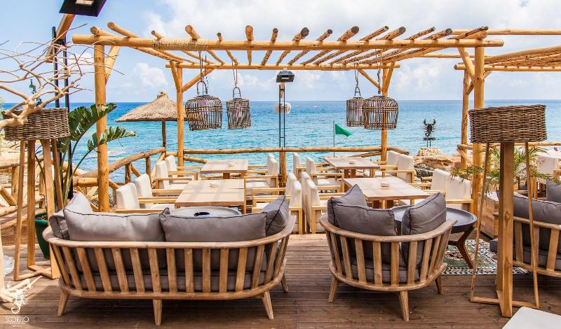 Elmi Suites Beach Hotel - Restoran
