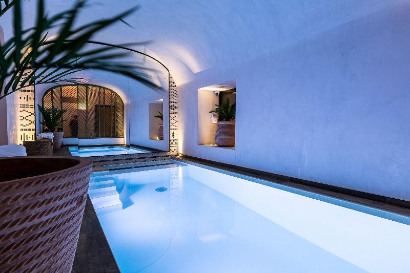 Laz' Hotel Spa Urbain Paris - Havuz
