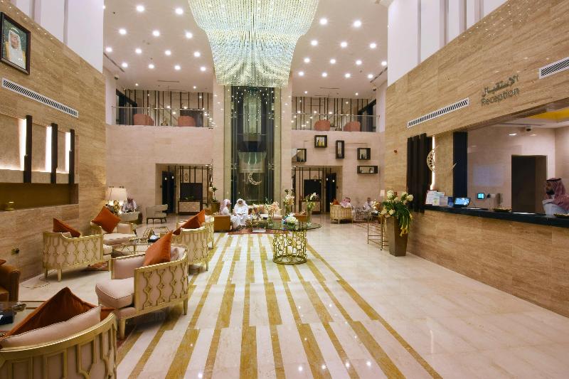 Best Plus Aurora Hotel - Lobi