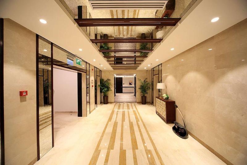 Best Plus Aurora Hotel - Genel