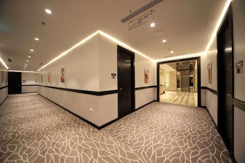 Best Plus Aurora Hotel - Genel