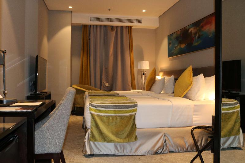 Best Plus Aurora Hotel - Oda